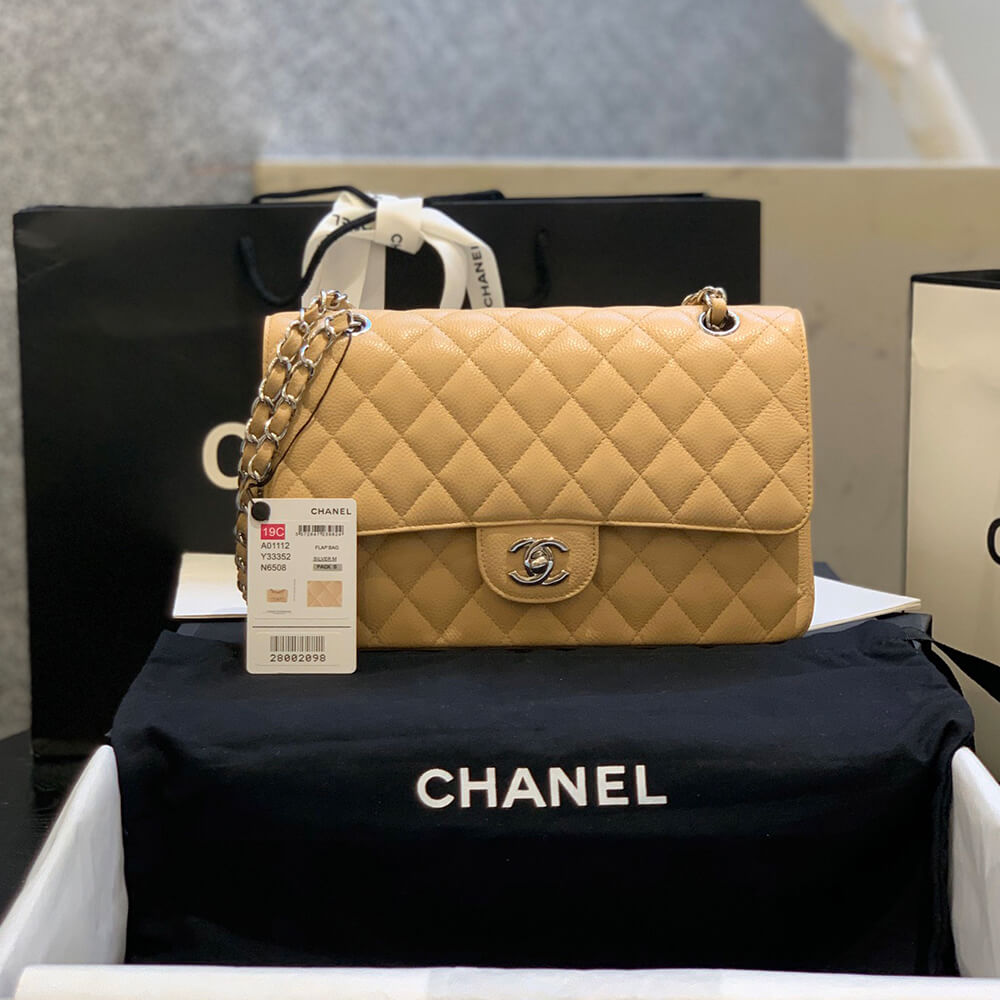 Ch**el classic flap medium